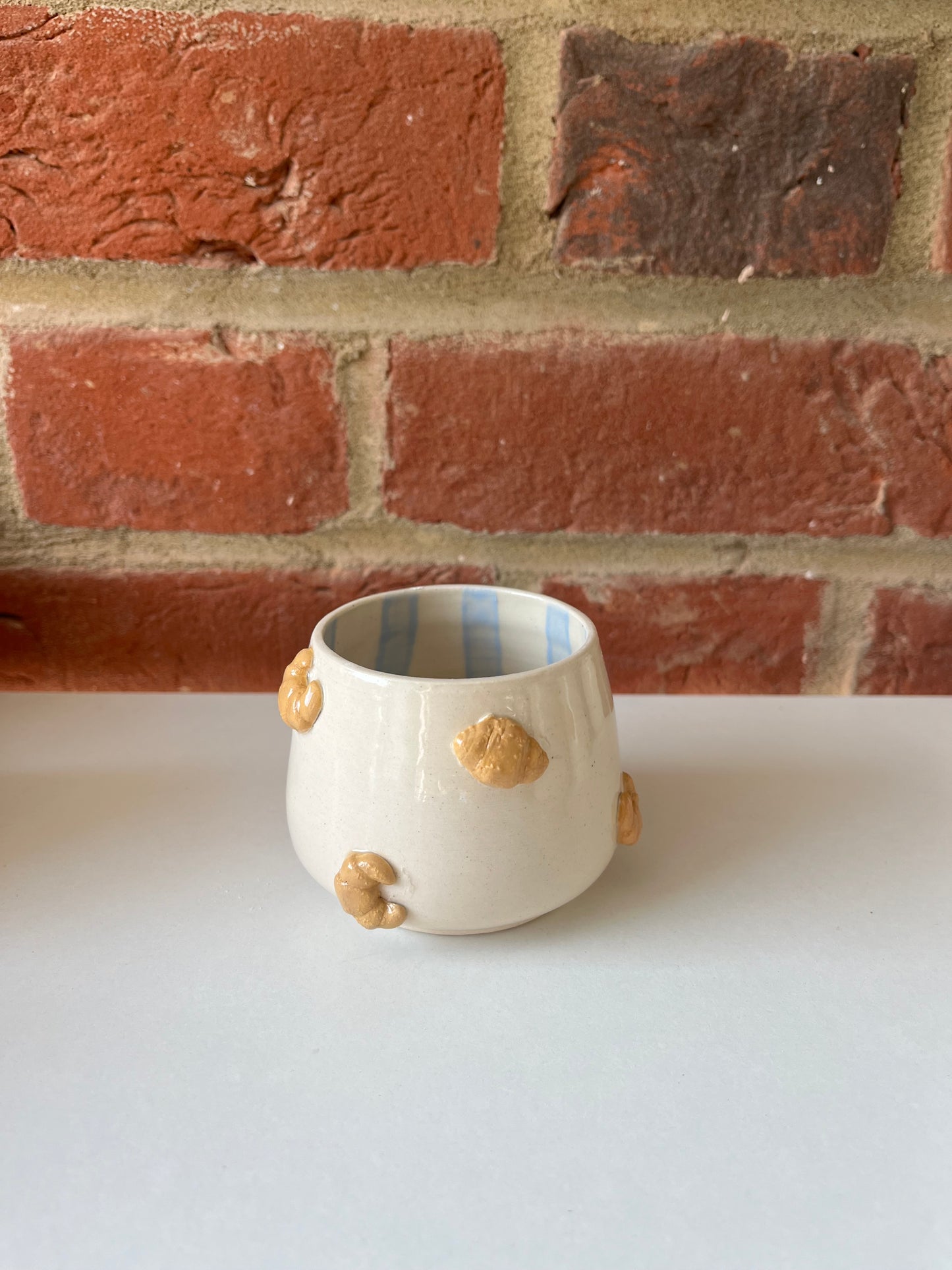 Mini croissants cup