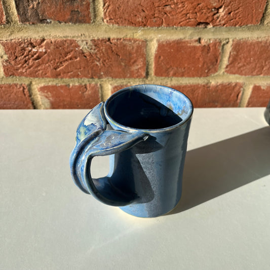 Whale Tail Mug / Matt Bright Blue