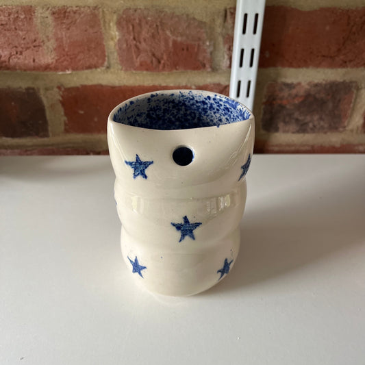 Imperfect star straw cup